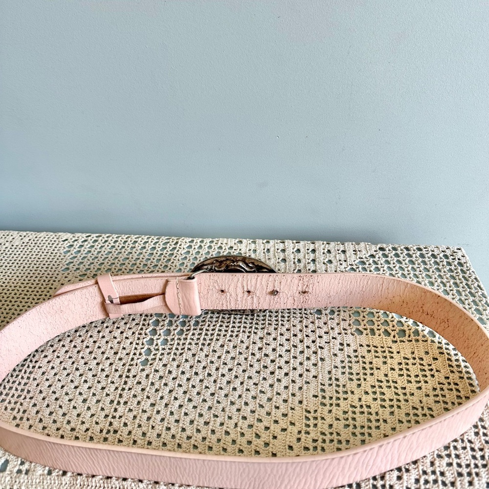 Pink leather belt with silver tone Western style buckle. Women's Size XL - Picture 8 of 11